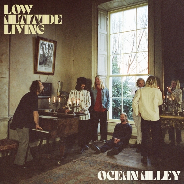 Ocean Alley - Low Altitude Living i gruppen ÖVRIGT / Övrigt / aub hos Bengans Skivbutik AB (5564840)