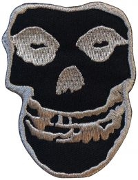 Misfits - Patch Inverted Silver Skull (8,7 X i gruppen MERCHANDISE / Tygmärke / Pop-Rock hos Bengans Skivbutik AB (5577580)