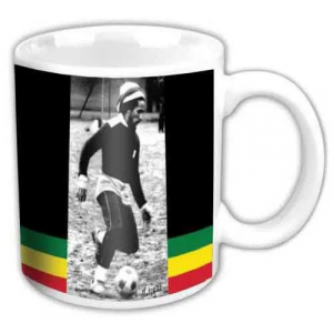 Bob Marley  - Soccer Boxed Mug i gruppen MERCHANDISE / Mugg / Reggae hos Bengans Skivbutik AB (5631085)