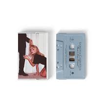 Sabrina Carpenter - Man's Best Friend (Light Blue Cassette) i gruppen VI TIPSAR / Fredagsreleaser / 2025-08-29 hos Bengans Skivbutik AB (5631383)