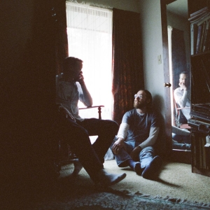 Whitney - Small Talk i gruppen VI TIPSAR / Fredagsreleaser / 2025-11-07 hos Bengans Skivbutik AB (5633684)