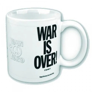John Lennon - War Is Over Boxed Mug i gruppen MERCHANDISE / Mugg / Pop-Rock hos Bengans Skivbutik AB (5634049)