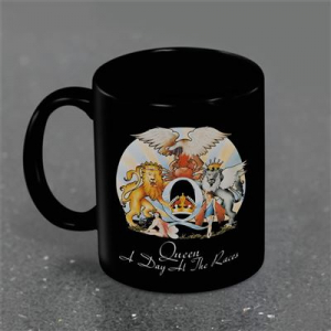 Queen - Races Black Pod Mug i gruppen MERCHANDISE / Mugg / Pop-Rock hos Bengans Skivbutik AB (5639331)
