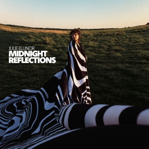 Julie Ellinor - Midnight Reflections i gruppen VI TIPSAR / Fredagsreleaser / 2025-09-05 hos Bengans Skivbutik AB (5639999)