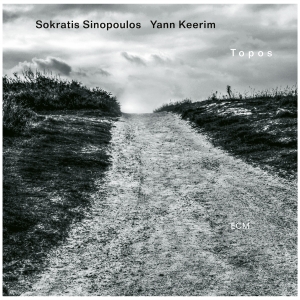 Sokratis Sinopoulos & Yann Keerim - Topos i gruppen VI TIPSAR / Fredagsreleaser / 2025-10-17 hos Bengans Skivbutik AB (5640833)