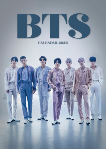 Bts - 2026 Unofficial Calendar i gruppen MERCHANDISE /  /  hos Bengans Skivbutik AB (5643165)