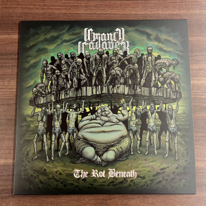 Grand Cadaver - The Rot Beneath (SIGNED! Green/Black Vinyl EP) i gruppen VI TIPSAR / Startsida - Vinyl Nyheter & Kommande hos Bengans Skivbutik AB (5647723)