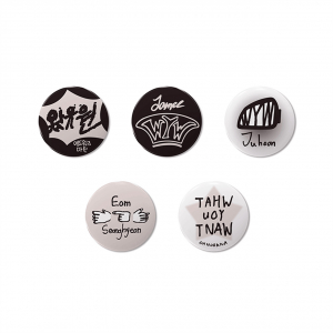 Cortis - Color Outside The Lines (Release Party Merch : Lucky Draw (Can Badge)) i gruppen Minishops / K-Pop Minishops / Cortis hos Bengans Skivbutik AB (5648927)