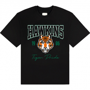 Stranger Things - High School Hawkins Uni Bl T-Shirt i gruppen MERCHANDISE / T-shirt / Film-Musikal hos Bengans Skivbutik AB (5649178r)
