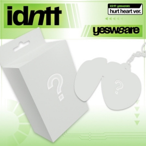 idntt - yesweare (Hurt Heart Ver.) i gruppen MERCHANDISE / Merch+Code / Kommande / K-Pop hos Bengans Skivbutik AB (5652936)