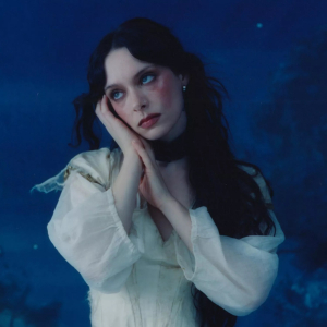 Holly Humberstone - Cruel World i gruppen CD / Kommande / Pop-Rock hos Bengans Skivbutik AB (5655530)