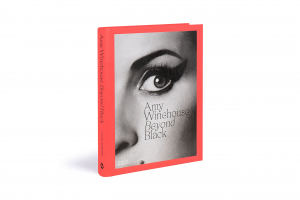 Naomi Parry - Amy Winehouse: Beyond Black i gruppen ÖVRIGT / Övriga böcker hos Bengans Skivbutik AB (5658212)