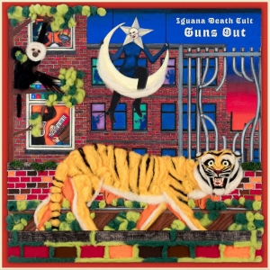 Iguana Death Cult - Guns Out (Limited Edition Blue Viny i gruppen VINYL / Kommande / Pop-Rock hos Bengans Skivbutik AB (5658260)