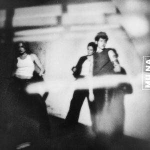 Muna - Dancing On The Wall i gruppen VINYL / Kommande / Pop-Rock hos Bengans Skivbutik AB (5658271)