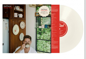 Niall Horan - Dinnerparty (Porcelain Vinyl) i gruppen VINYL / Kommande / Pop-Rock hos Bengans Skivbutik AB (5666153)