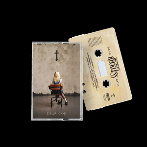 The Pretty Reckless - Dear God (MC) i gruppen Kommande / Hårdrock hos Bengans Skivbutik AB (5666157)