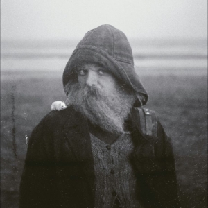 Mary In The Junkyard - Role Model Hermit i gruppen CD / Kommande / Pop-Rock hos Bengans Skivbutik AB (5667940)