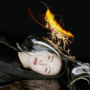 Hyd - Hold Onto Me Infinity i gruppen VINYL / Kommande / Pop-Rock hos Bengans Skivbutik AB (5668925)