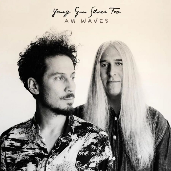 Young Gun Silver Fox - Am Waves (Vinyl Lp) i gruppen VI TIPSAR / Fredagsreleaser / 2026-06-26 hos Bengans Skivbutik AB (5675285)