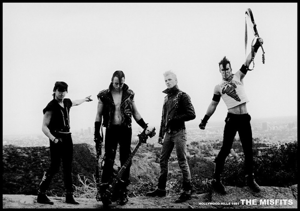 The Misfits - Hollywood Hills! 91,5 X 61 Cm i gruppen MERCHANDISE / Poster / Punk hos Bengans Skivbutik AB (5676215)