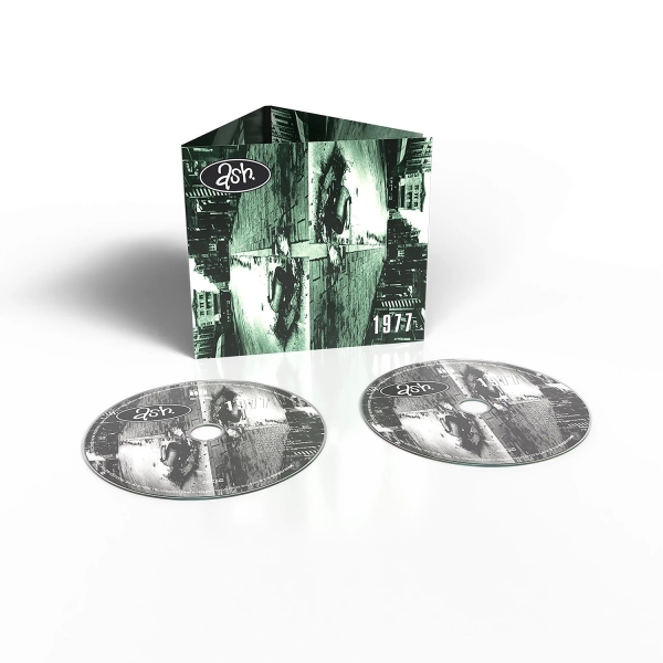 Ash - 1977 i gruppen CD / Kommande / Irländsk Musik,Pop-Rock hos Bengans Skivbutik AB (5678399)