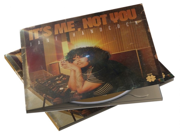 Handcock Jane - Its Me Not You (Digipack) i gruppen CD / Kommande / Pop-Rock hos Bengans Skivbutik AB (5679198)