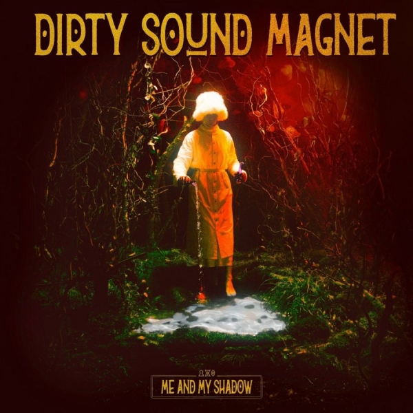 Dirty Sound Magnet - Me And My Shadow (Cloudy Red Vinyl i gruppen VI TIPSAR / Fredagsreleaser / 2026-08-28 hos Bengans Skivbutik AB (5682162)