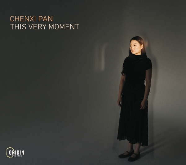 Chenxi Pan - This Very Moment i gruppen CD / Kommande / Jazz hos Bengans Skivbutik AB (5684516)