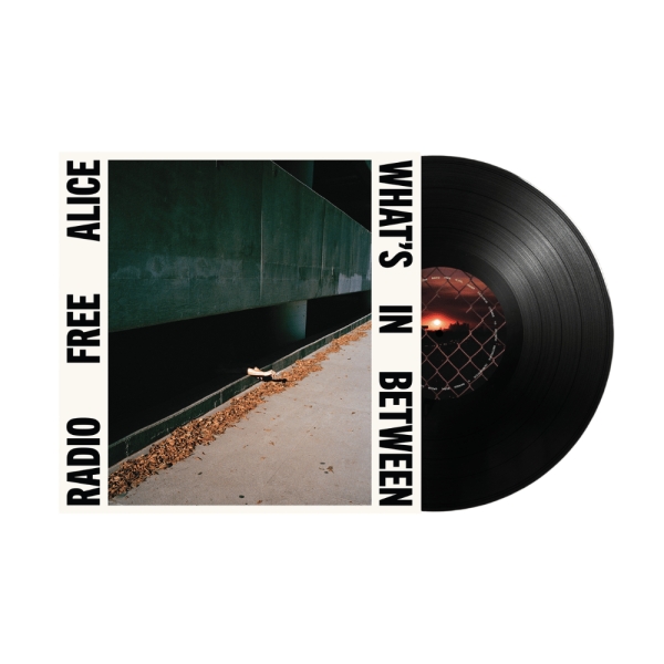 Radio Free Alice - What's In Between i gruppen VINYL / Pop-Rock hos Bengans Skivbutik AB (5686756)