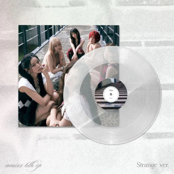 Nmixx - Strange Muse (Strange Ver.) i gruppen VINYL / Kommande / K-Pop,Pop-Rock hos Bengans Skivbutik AB (5692177)
