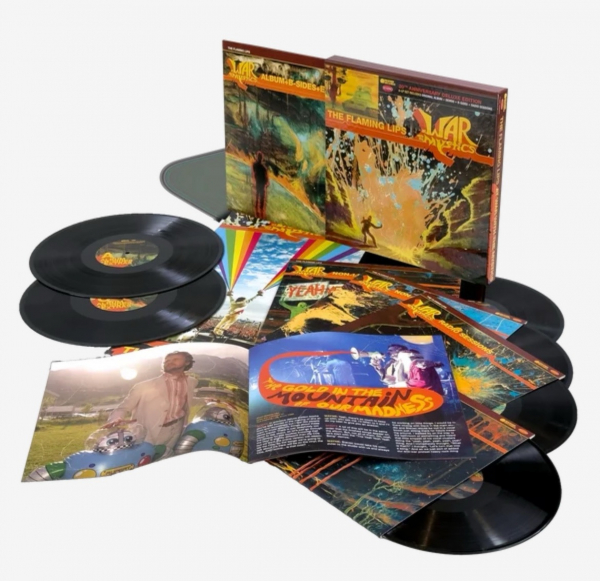 The Flaming Lips - At War With The Mystics (20Th Anniversary 6Lp Black Vinyl Box Set ) i gruppen VINYL / Kommande / Pop-Rock hos Bengans Skivbutik AB (5693220)