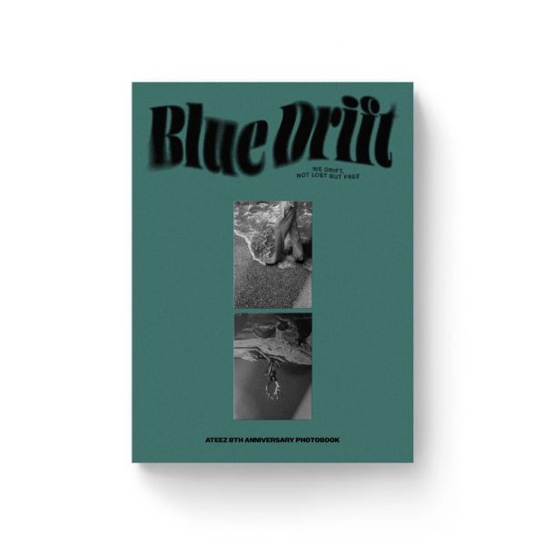 Ateez - 8th Anniversary Photobook Blue Drift + Photocard i gruppen MERCHANDISE / Merch / Kommande / K-Pop hos Bengans Skivbutik AB (5693690)
