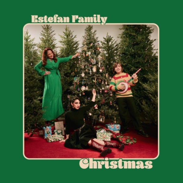Gloria Estefan Emily Estefan & Sasha Estefan-Coppola - Estefan Family Christmas (2Lp/180G/Ruby Red Vinyl) i gruppen VINYL / Toppsäljare hos Bengans Skivbutik AB (5695153)