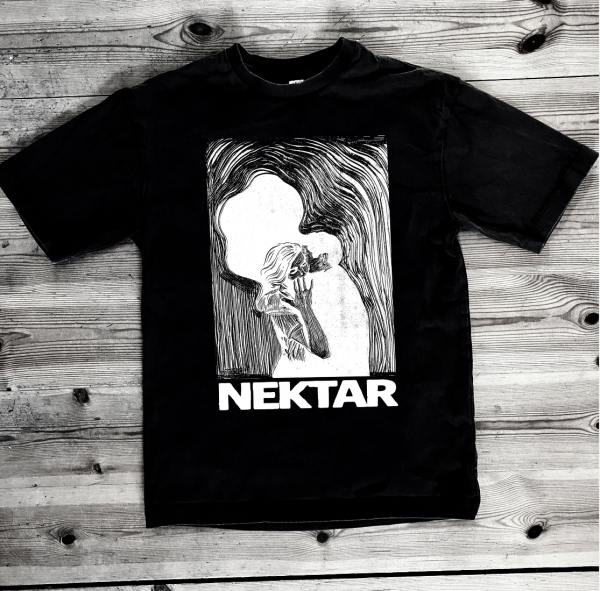 Nektar - T-Shirt - Black - Nektar X Robert Hurula i gruppen MERCHANDISE / T-shirt / Kommande / Pop-Rock hos Bengans Skivbutik AB (5696844r)