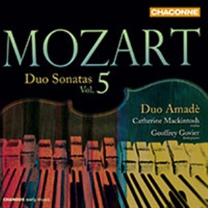 Mozart - Duo Sonatas Vol 5 i gruppen Externt_Lager / Naxoslager hos Bengans Skivbutik AB (699144)