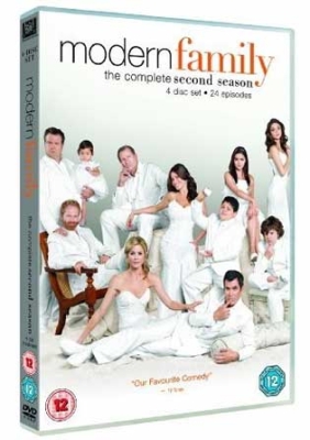Modern Family - Säsong 2 i gruppen ÖVRIGT / Film DVD hos Bengans Skivbutik AB (834625)