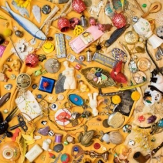 Neighbor Lady - For The Birds (Red)