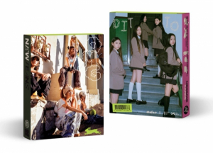 NewJeans - (OMG)(Message Card Random Ver.)
