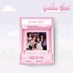Kiss Of Life - 2026 Seasons Greetings (Game On) + Photocard