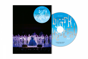 Björk - Orchestral With The Hamrahlið Choir (Blu-ray)