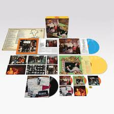 The kinks - Muswell Hillbillies / Everybody's In Show-Biz ((LP & CD & Blu-ray Boxset)