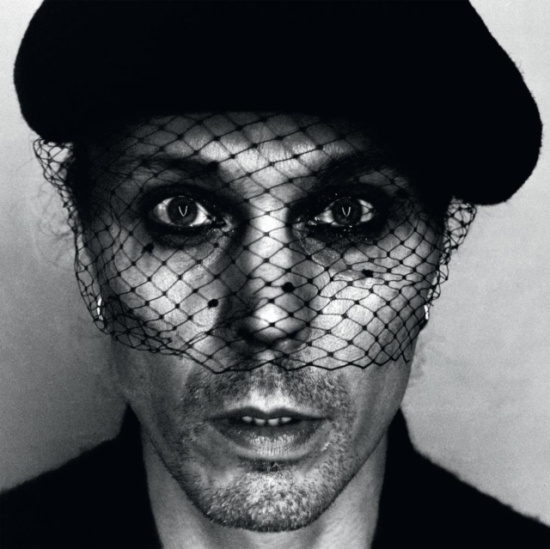 Vv - Neon Noir (Deluxe Cd)