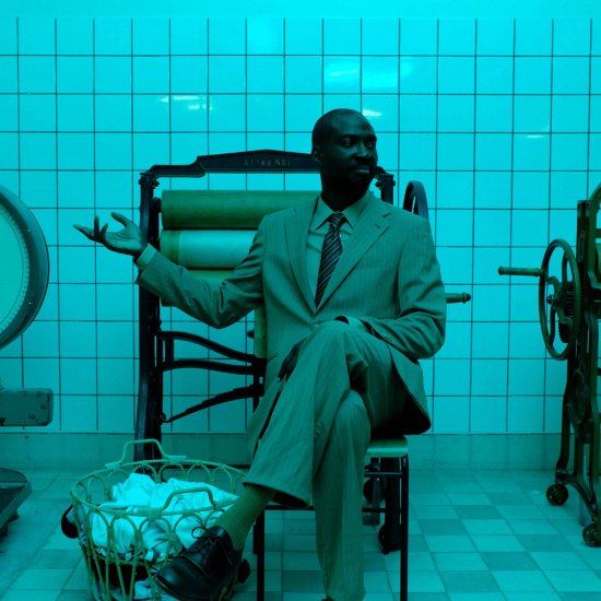 Joshua Idehen - Mum Does The Washing