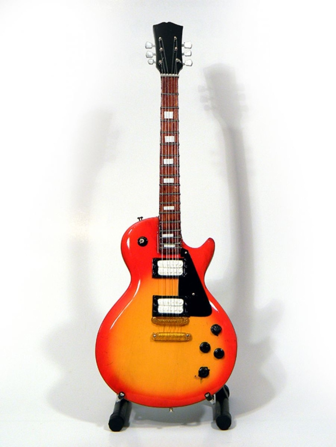 Zappa Frank - Minigitarr Gibson (Höjd Ca 25Cm)