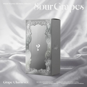 NiziU - Sour Grapes (Grape Charm Ver.)